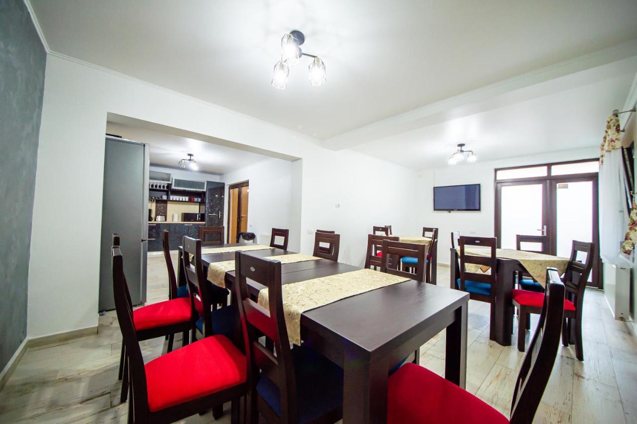 Râmnicu Vâlcea Casa Avram 빌라 외부 사진