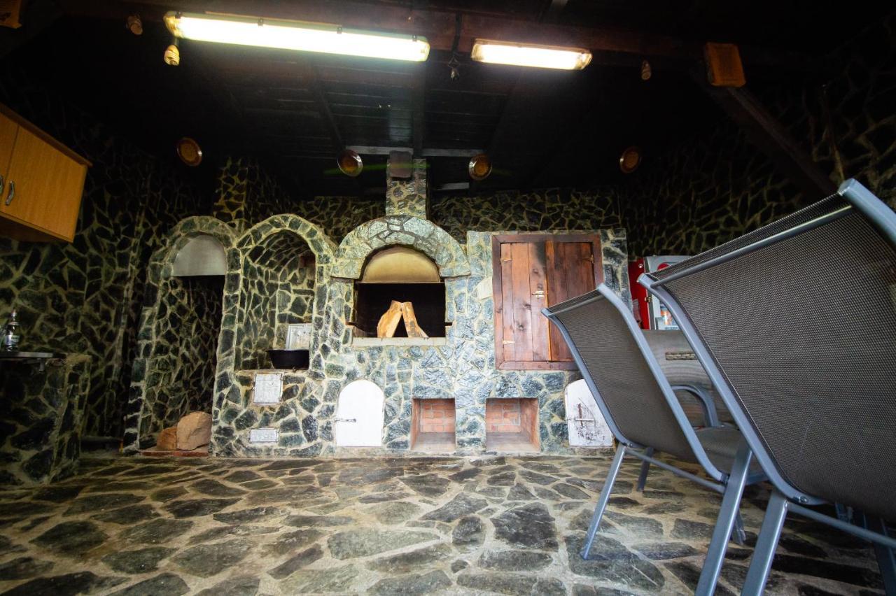 Râmnicu Vâlcea Casa Avram 빌라 외부 사진