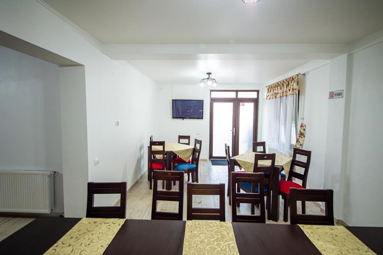 Râmnicu Vâlcea Casa Avram 빌라 외부 사진