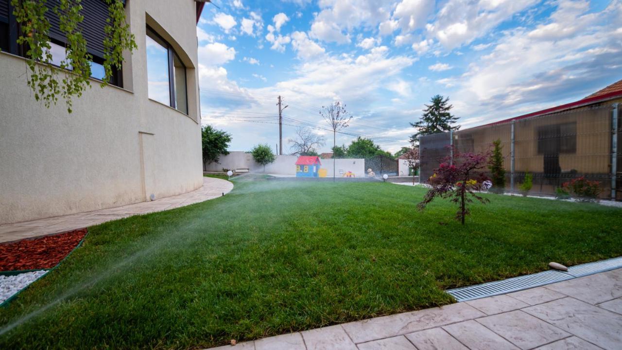 Râmnicu Vâlcea Casa Avram 빌라 외부 사진